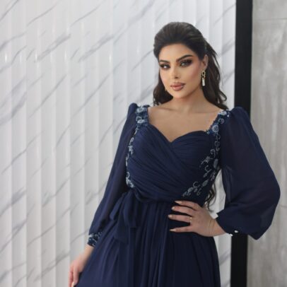 Classic Dress (فستان كلاسيكي)